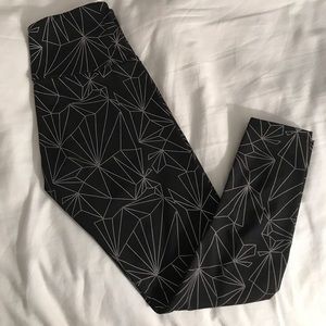 Onzie Reflective Leggings